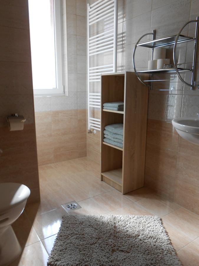 Imola Es Andrea Apartmanhaz 2 Hajdúszoboszló Buitenkant foto