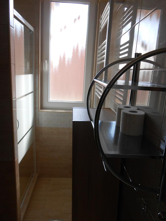 Imola Es Andrea Apartmanhaz 2 Hajdúszoboszló Buitenkant foto