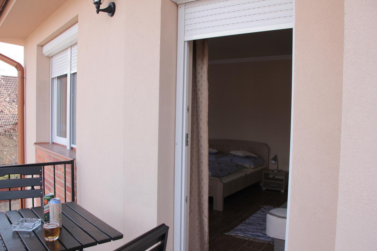 Imola Es Andrea Apartmanhaz 2 Hajdúszoboszló Buitenkant foto